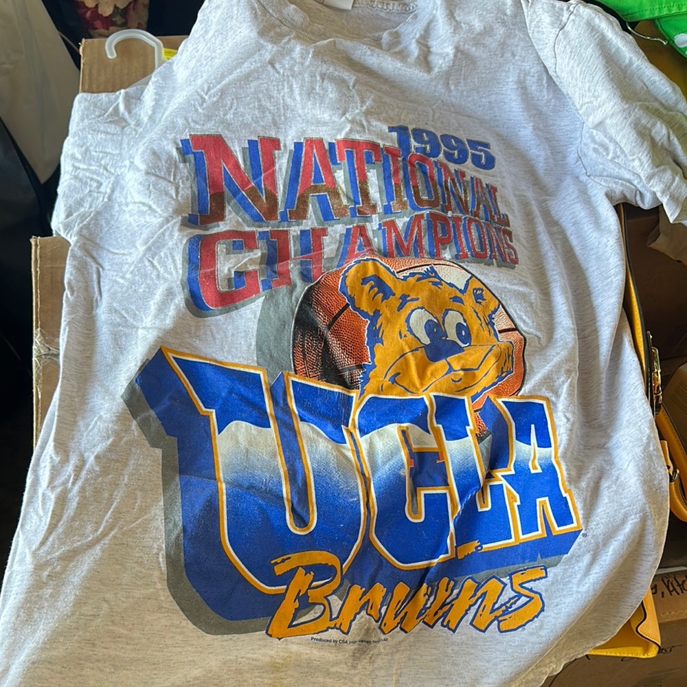 UCLA Bruins Graphic T-Shirt 1995